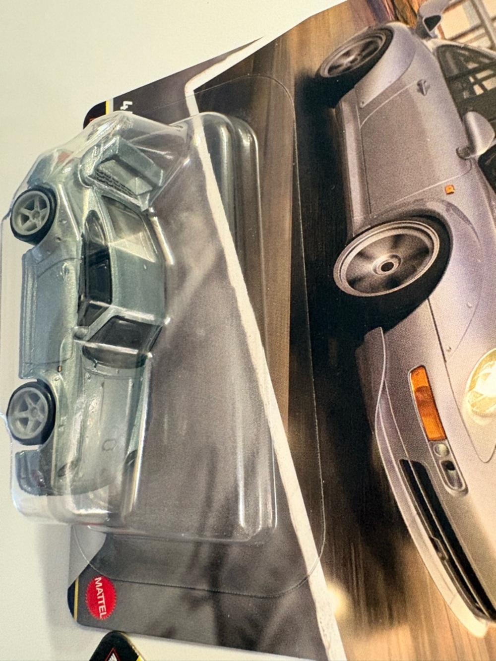 Hot Wheels Modern Classics Porsche 993 GT2 & 1994 Nismo 270R - Silver and Black - Picture 7 of 10